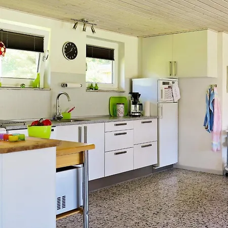 4 Person Holiday In Hotel Struer