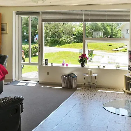 4 Person Holiday In Struer